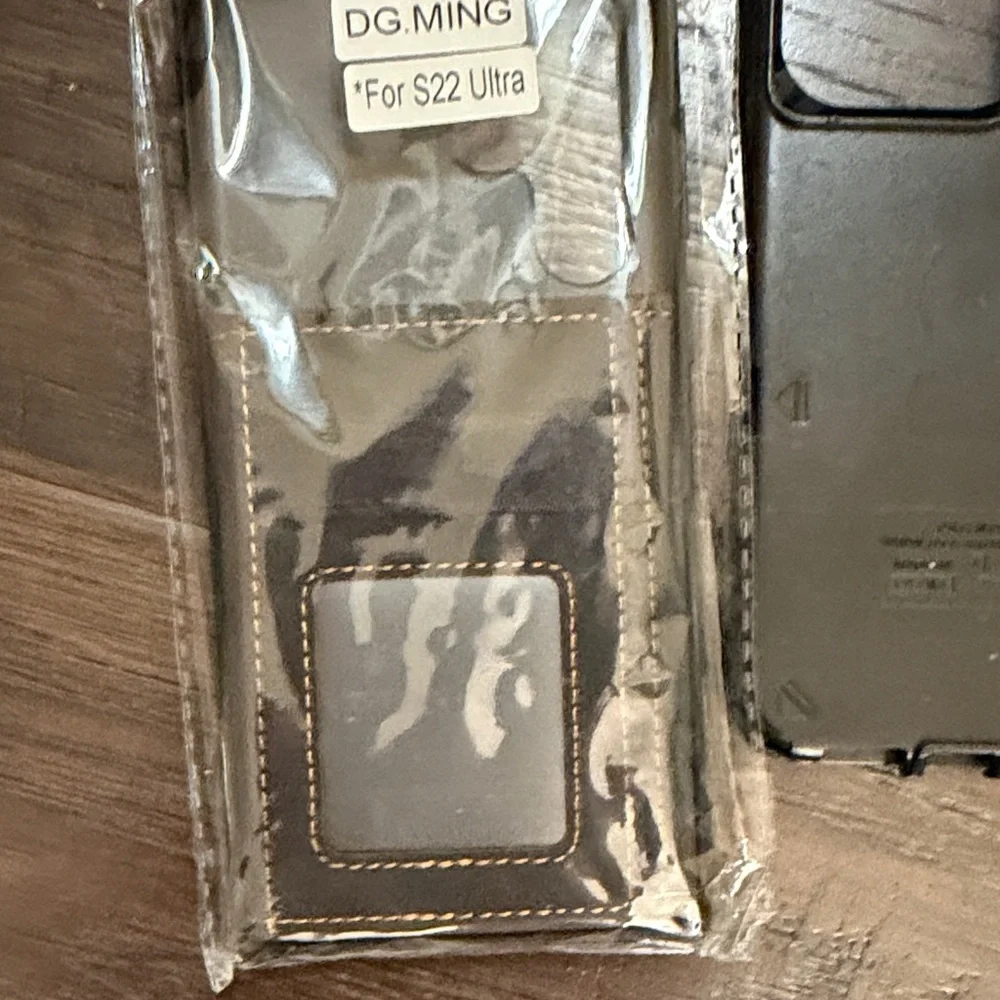 Black Phone Case S22 Ultra & Defender Pro Drop + case for a different phone